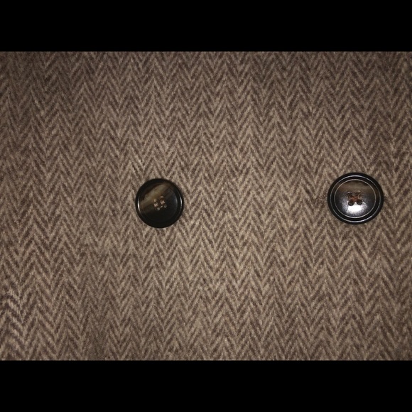 vintage herringbone pattern wool coat with rabbit or fox fur collar - Picture 7 of 11